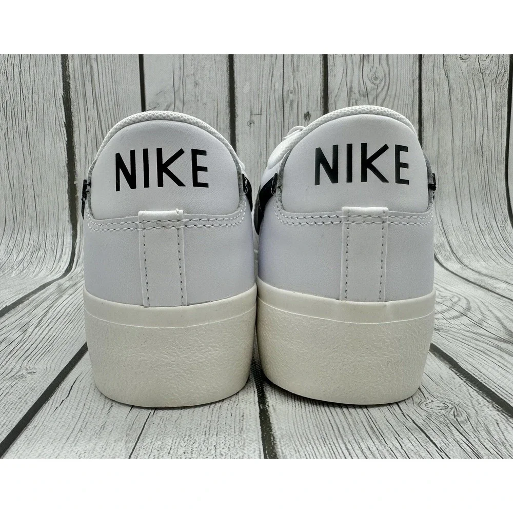Nike Women's Blazer Low Platform White/Black Size 10 DJ0292-101‎ New